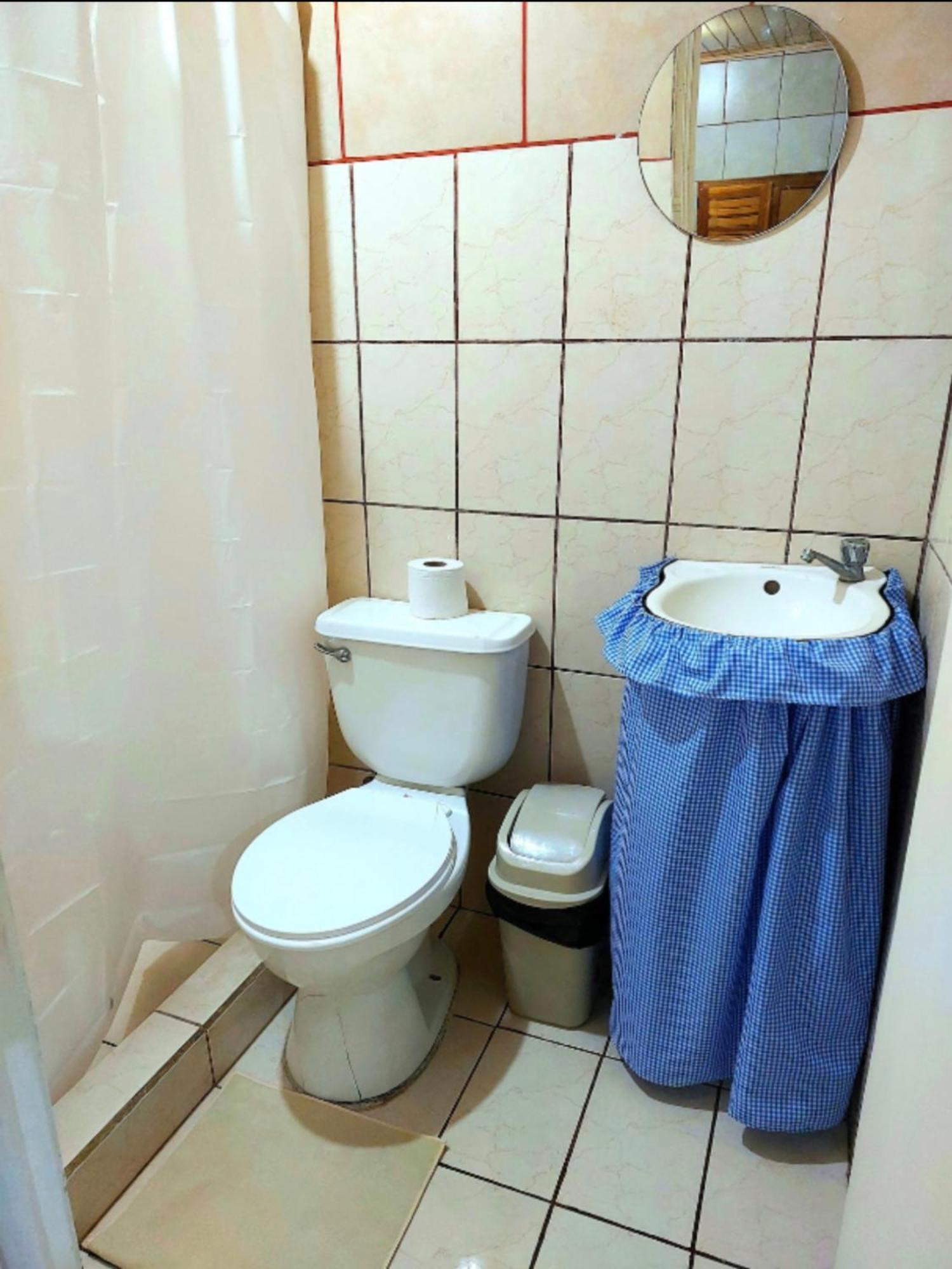 Hostel Del Pacifico 蓬塔雷纳斯 外观 照片